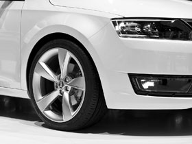 云南师宗县烟草：多措并举搭平台 青年员工展作为